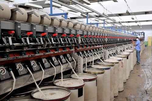 紡織印染消泡劑的消泡原理與生物飼料研發(fā)的關(guān)聯(lián)